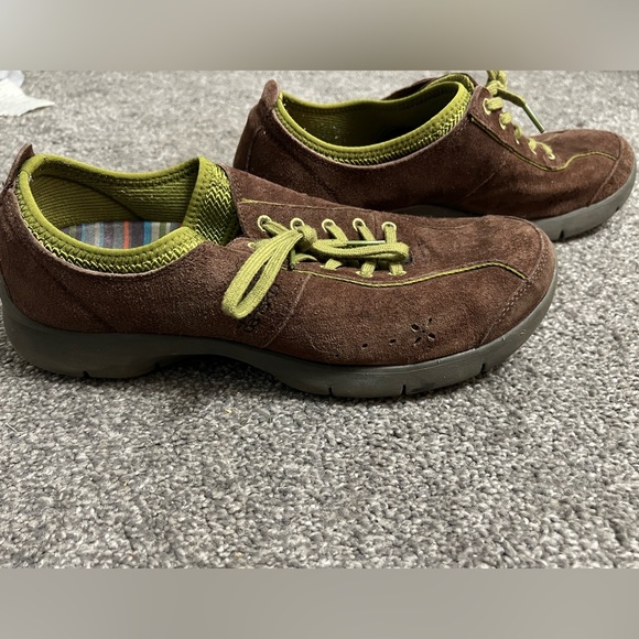 Dansko Women’s Sneaker Size 9.5/41EU - Picture 1 of 3